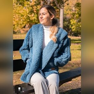 Nordic Beach Teddy Fuzzy Wrap Jacket Swater Shacket Top in Midnight Blue Size OS